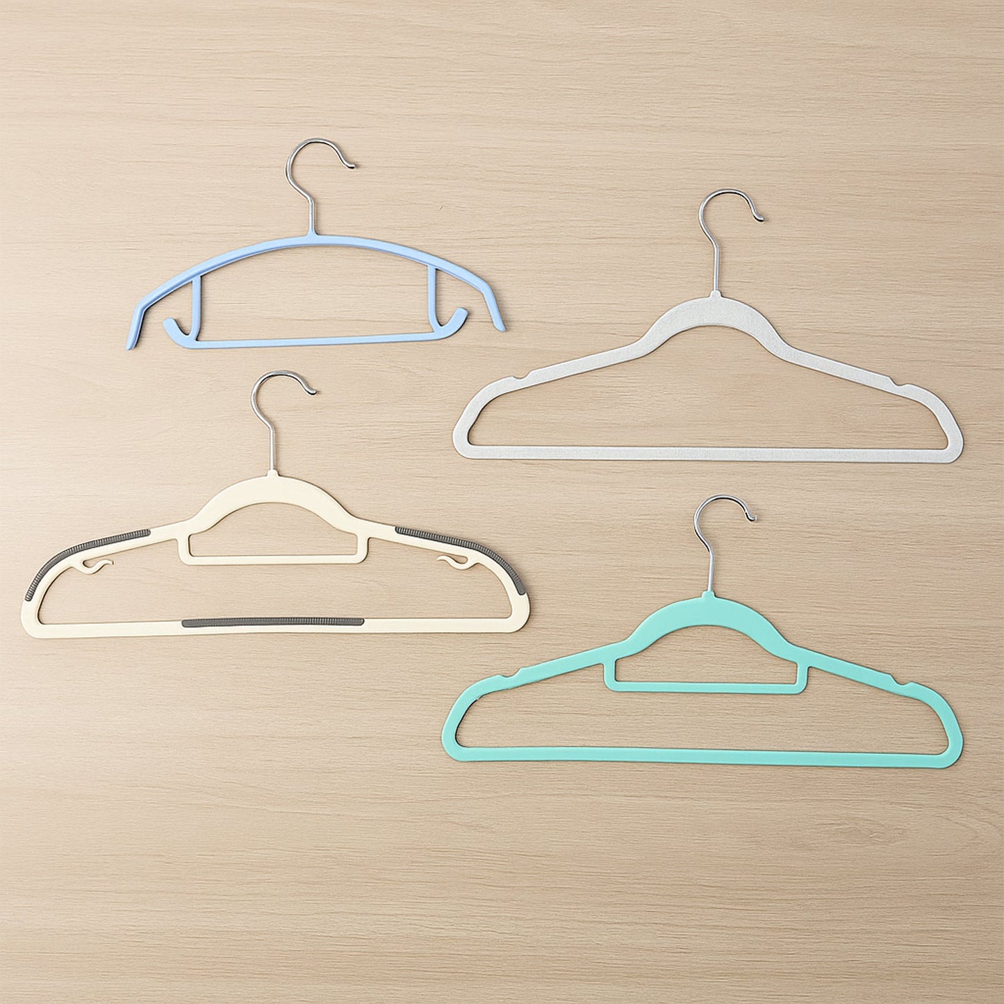 Premium non-slip clothes hanger
